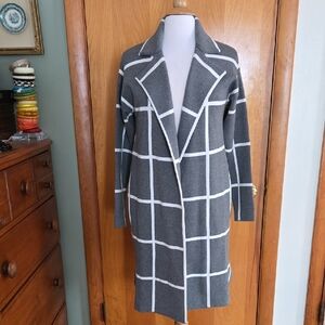 Gray and White Grid Pattern Cardigan